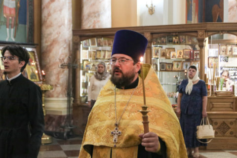 В канун Рождества святого Иоанна Предтечи первый проректор семинарии совершил всенощное бдение храме Воскресения Христова города Витебска