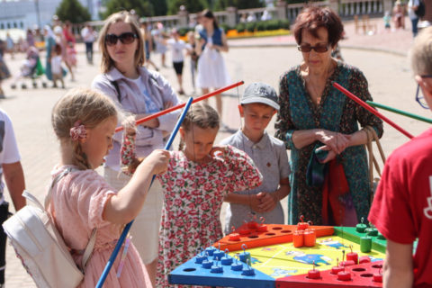 Семинаристы приняли участие в общественном мероприятии, посвященном Дню семьи