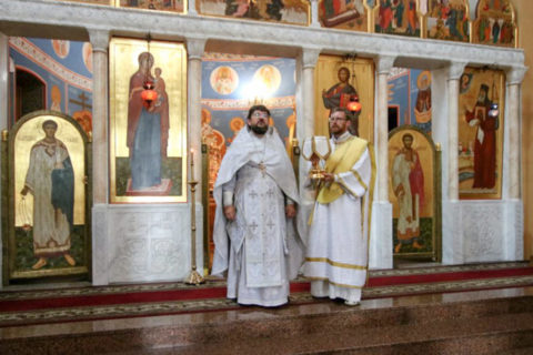 В Неделю 11-ю по Пятидесятнице первый проректор семинарии совершил литургию в храме Воскресения Христова города Витебска