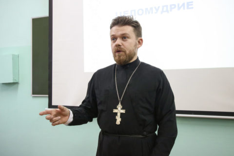 Проректор по воспитательной работе провел беседу со студентами Витебской академии ветеринарной медицины