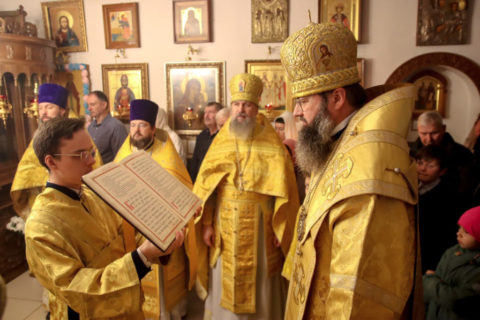 В Неделю 22-ю по Пятидесятнице первый проректор семинарии сослужил митрополиту Смоленскому и Дорогобужскому Исидору