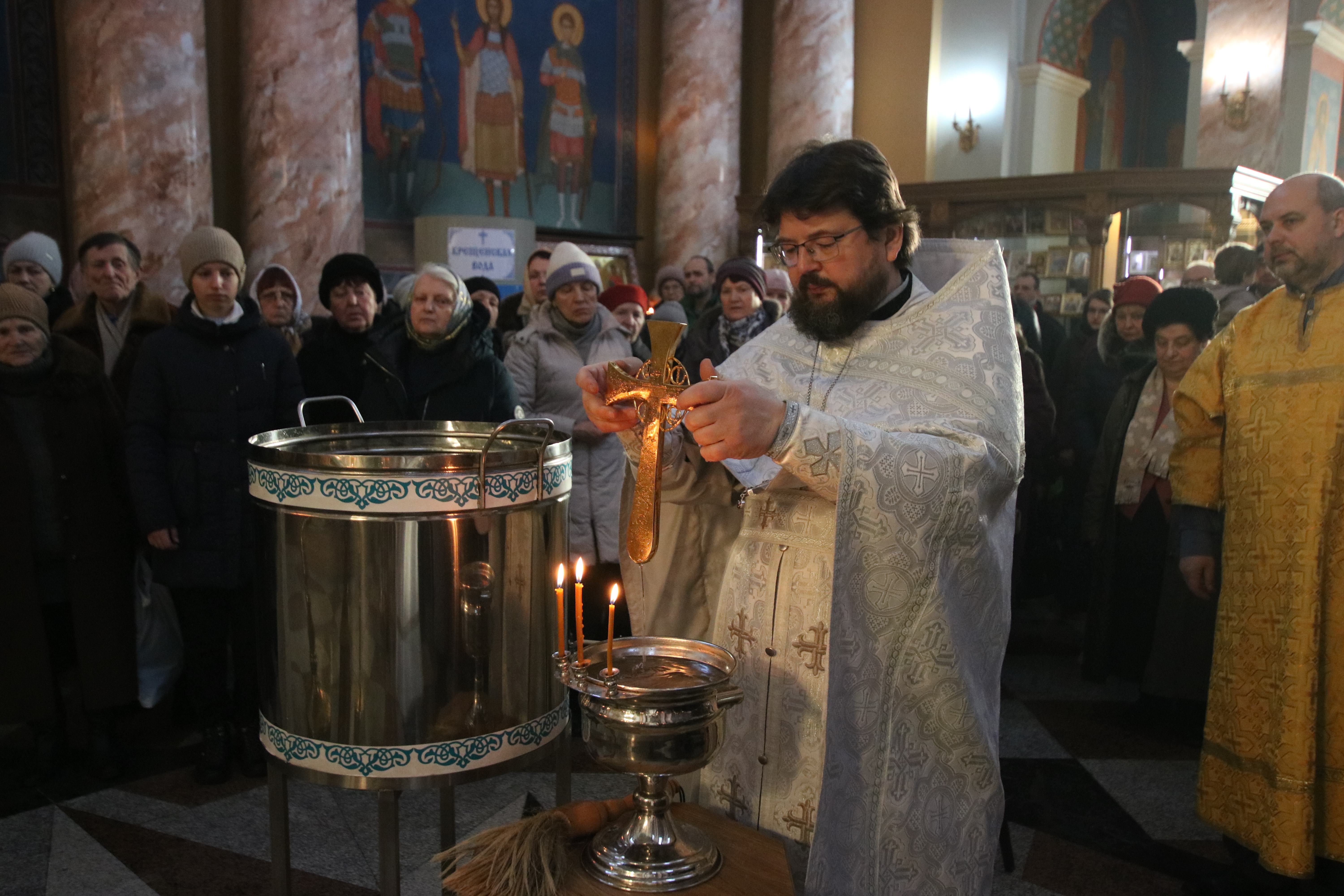 В праздник Богоявления первый проректор совершил Литургию в храме Воскресения Христова города Витебска